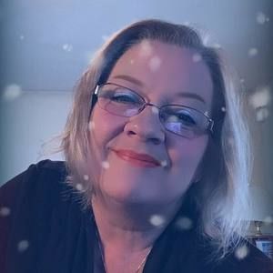 Meet your Posher, Janet cheek